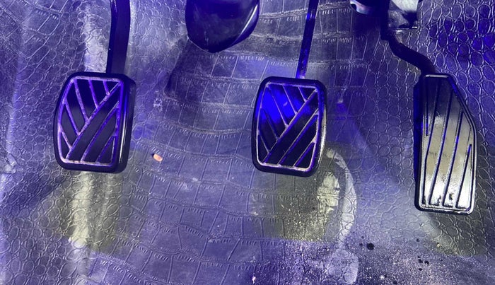 2019 Maruti New Wagon-R ZXI 1.2, Petrol, Manual, 44,095 km, Pedals