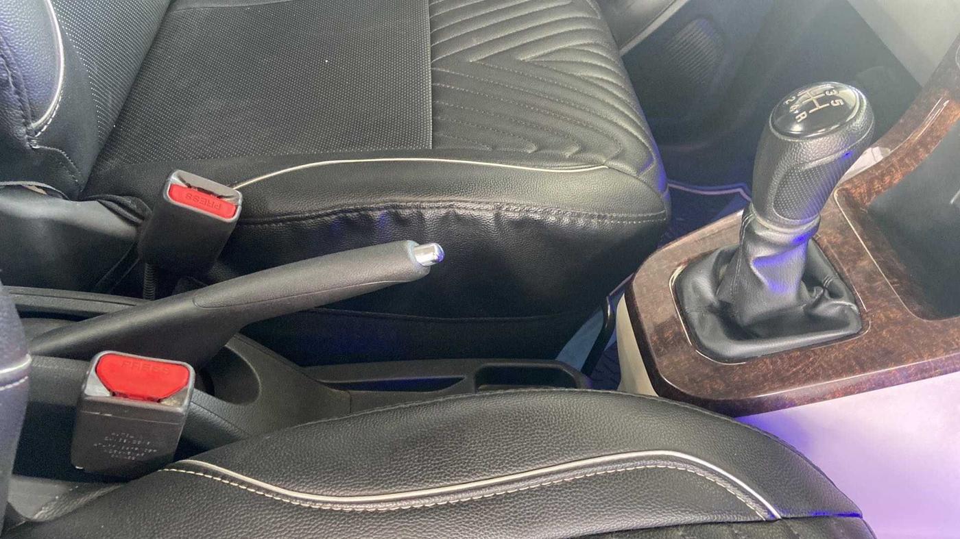 2019 Maruti New Wagon-R ZXI 1.2, Petrol, Manual, 44,095 km, Gear Lever