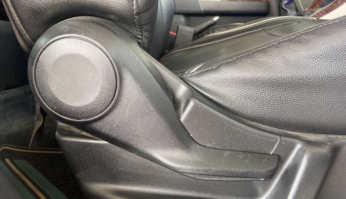 2019 Maruti New Wagon-R ZXI 1.2, Petrol, Manual, 44,095 km, Driver Side Adjustment Panel