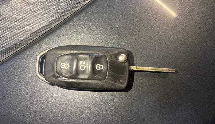 2020 Tata Tiago XZ PLUS PETROL, Petrol, Manual, 47,512 km, Key Close Up