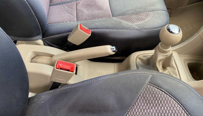 2014 Maruti Swift Dzire VDI, Diesel, Manual, 98,016 km, Gear Lever