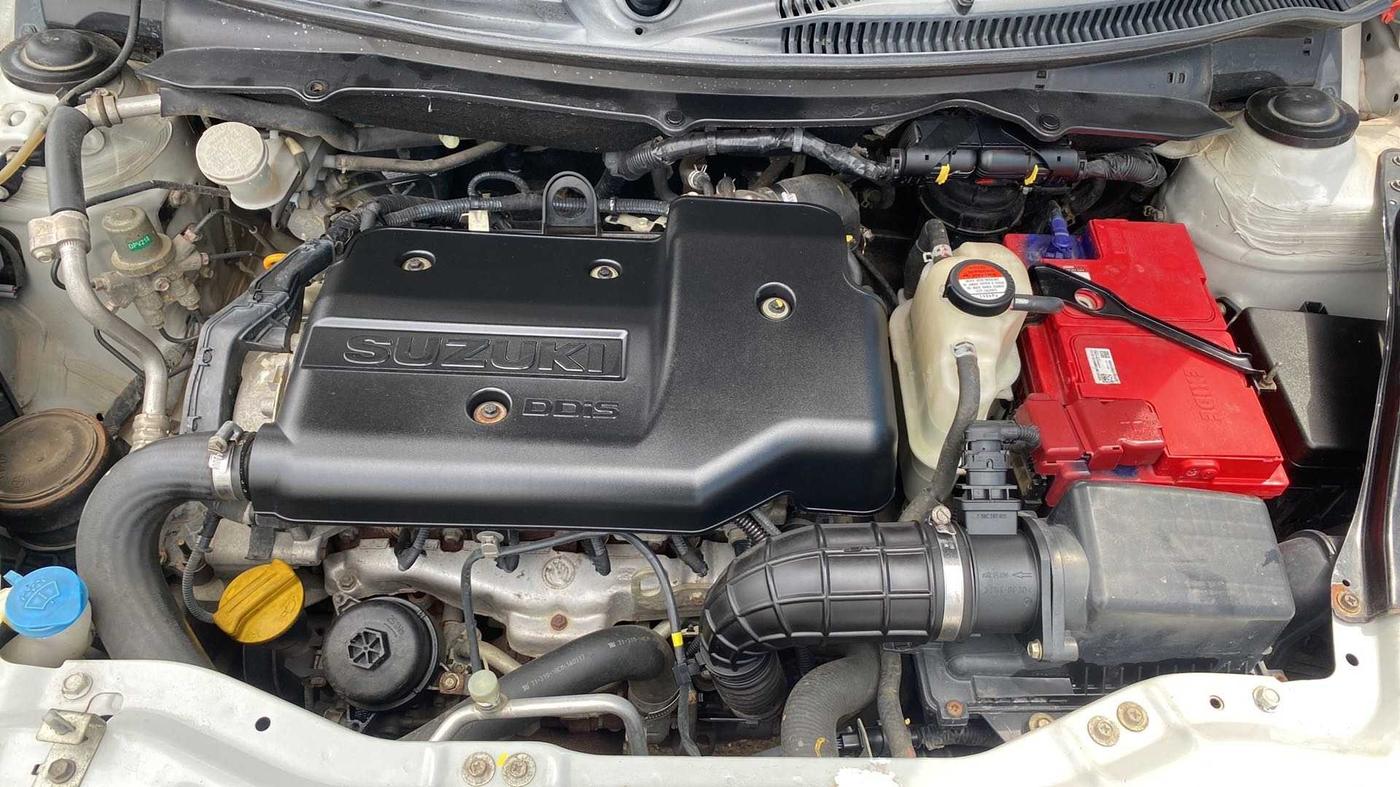 2014 Maruti Swift Dzire VDI, Diesel, Manual, 98,016 km, Open Bonet