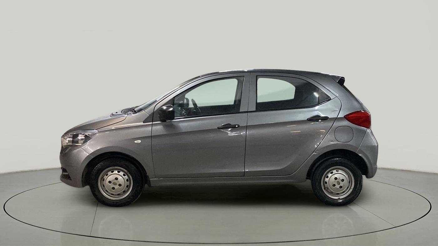 2018 Tata Tiago XM DIESEL, Diesel, Manual, 1,07,243 km, Left Side