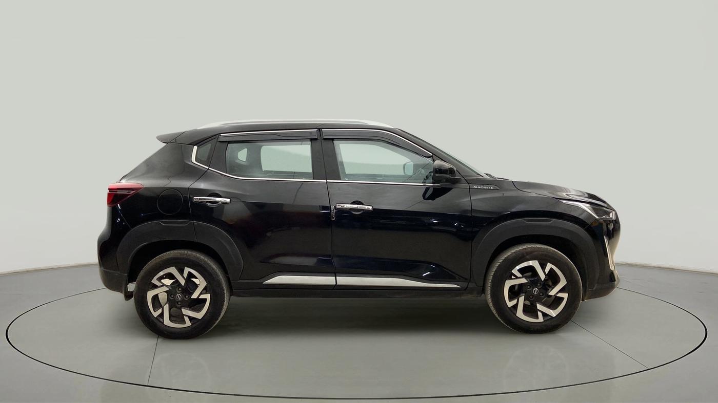 2022 Nissan MAGNITE XV PREMIUM, Petrol, Manual, 8,239 km, Right Side View