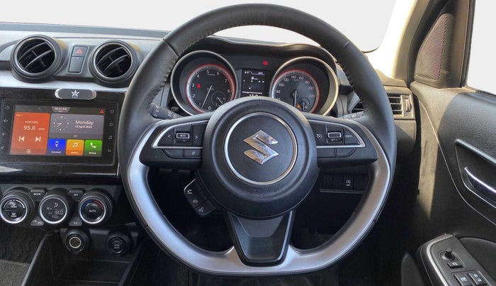 2022 Maruti Swift ZXI PLUS AMT DUAL TONE, Petrol, Automatic, 6,974 km, Steering Wheel Close Up