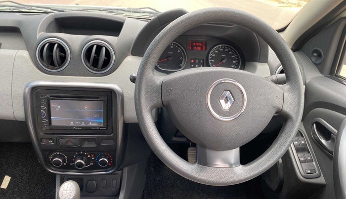 2013 Renault Duster 85 PS RXE DIESEL, Diesel, Manual, 87,893 km, Steering Wheel Close Up