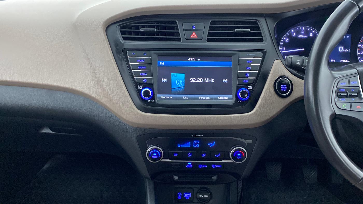 2016 Hyundai Elite i20 ASTA 1.2 (O), Petrol, Manual, 37,652 km, Air Conditioner