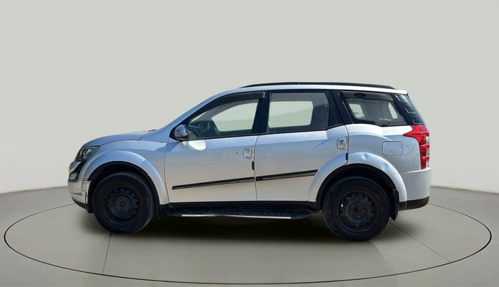 2016 Mahindra XUV500 W6 AT, Diesel, Automatic, 85,364 km, Left Side