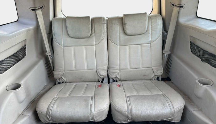 2016 Mahindra XUV500 W6 AT, Diesel, Automatic, 85,364 km, Third Seat Row ( optional )