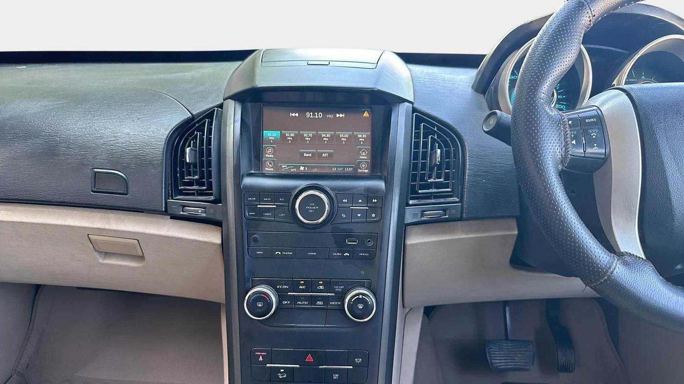 2016 Mahindra XUV500 W6 AT, Diesel, Automatic, 85,364 km, Air Conditioner