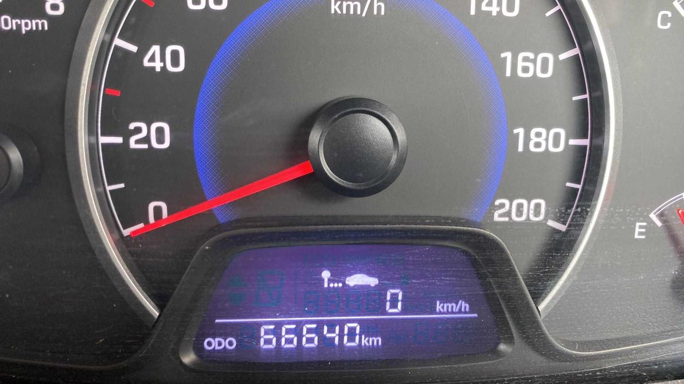 2016 Hyundai Grand i10 SPORTZ 1.2 KAPPA VTVT, Petrol, Manual, 66,630 km, Odometer Image