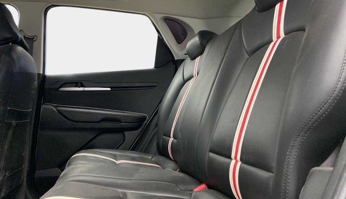 2020 KIA SONET HTK PLUS 1.5, Diesel, Manual, 35,537 km, Right Side Rear Door Cabin