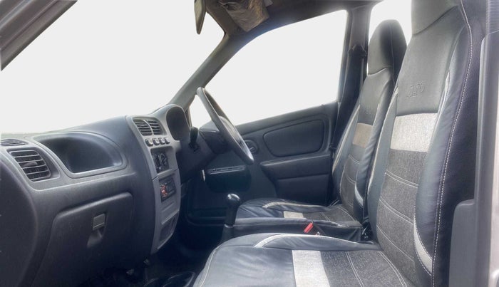 2011 Maruti Alto LXI, Petrol, Manual, 91,389 km, Right Side Front Door Cabin