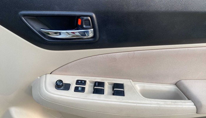 2020 Maruti Dzire VXI, Petrol, Manual, 72,101 km, Driver Side Door Panels Control