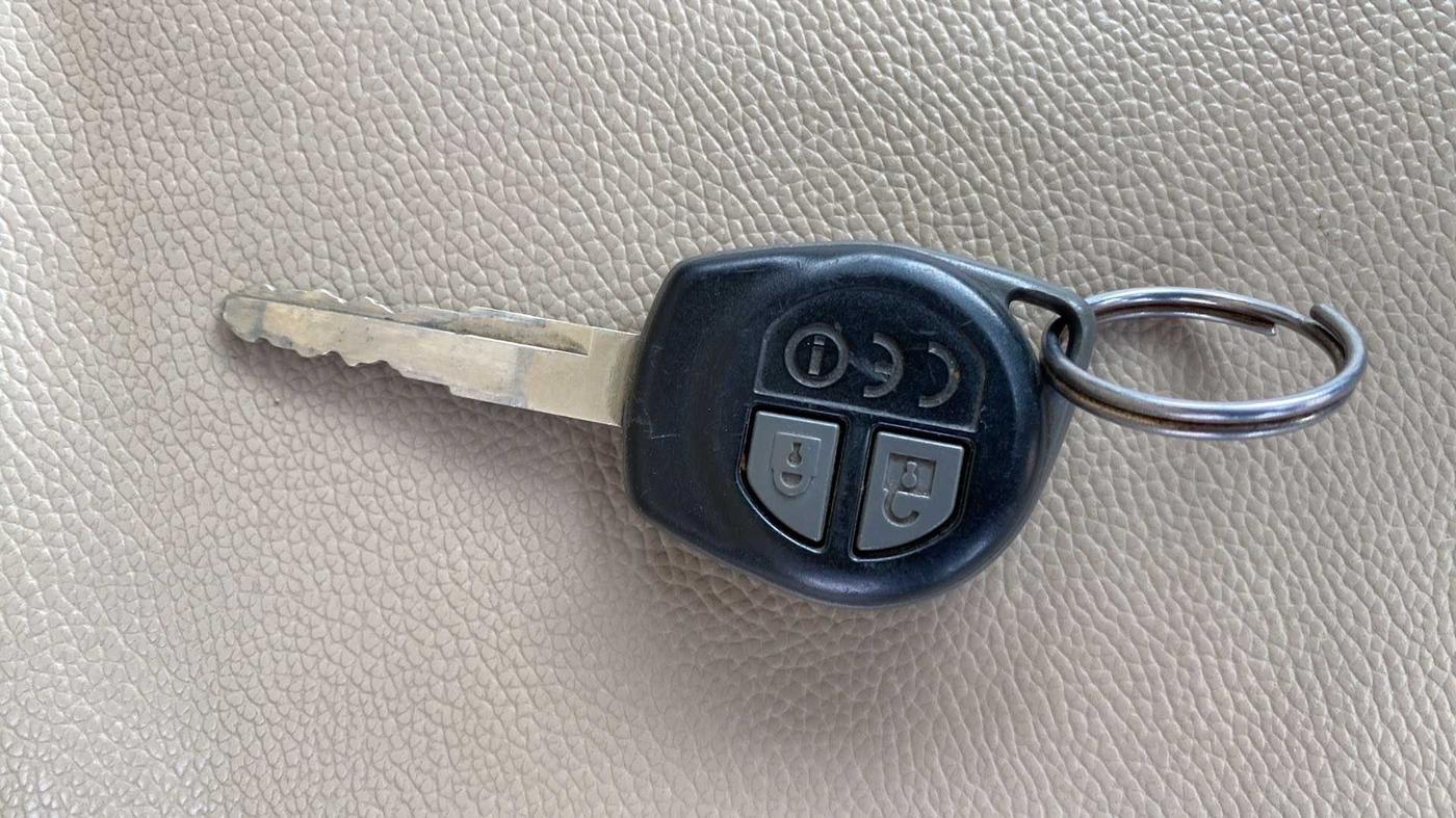 2020 Maruti Dzire VXI, Petrol, Manual, 72,101 km, Key Close Up