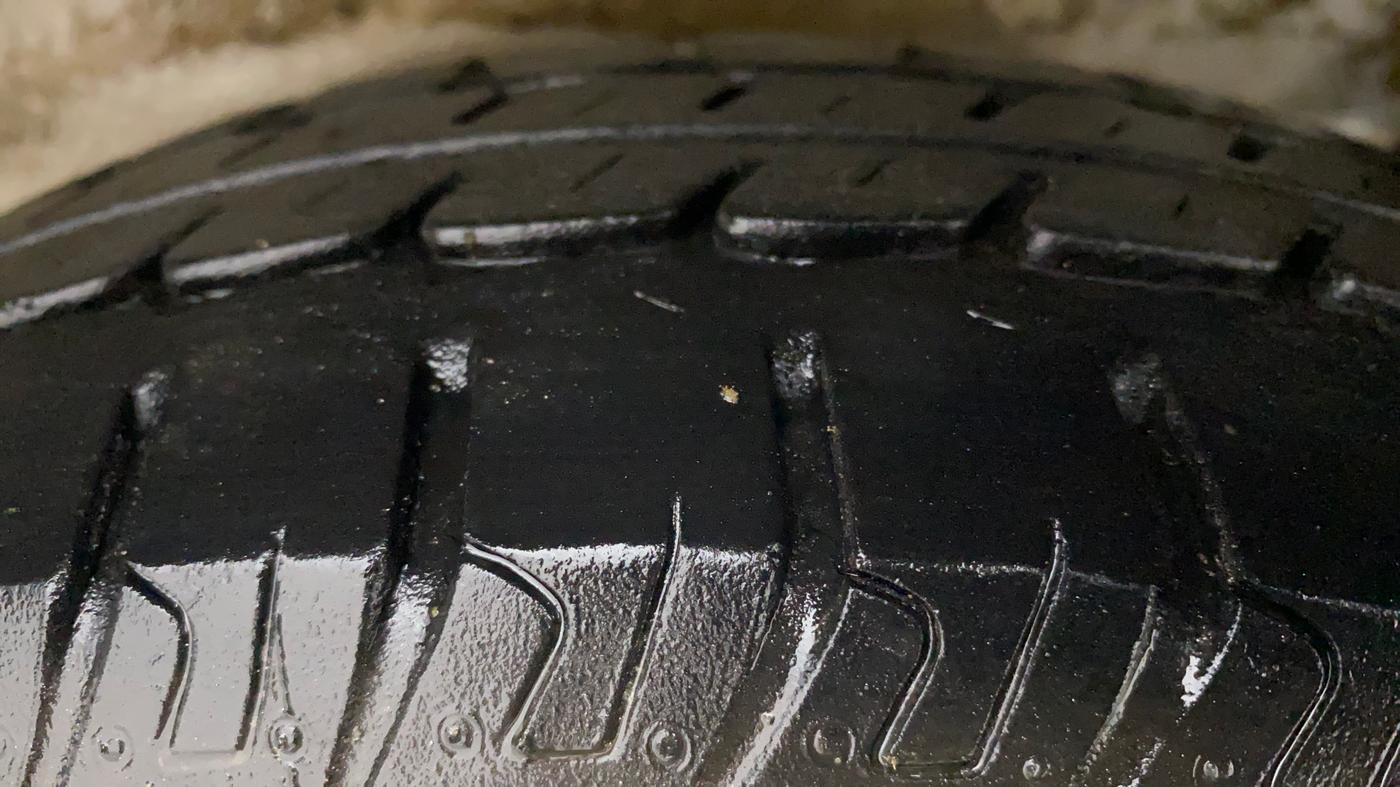 2010 Maruti Wagon R 1.0 LXI, Petrol, Manual, 36,113 km, Left Rear Tyre Tread