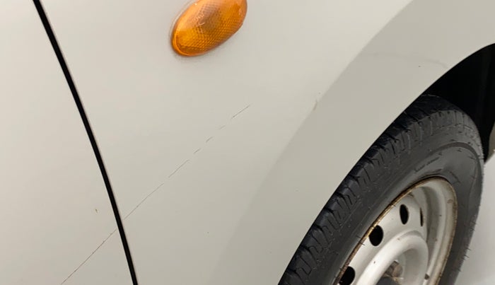 2010 Maruti Wagon R 1.0 LXI, Petrol, Manual, 36,113 km, Right fender - Minor scratches