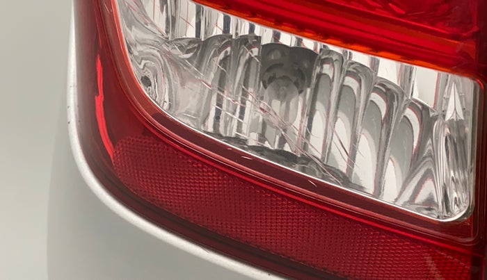 2010 Maruti Wagon R 1.0 LXI, Petrol, Manual, 36,113 km, Left tail light - Minor damage