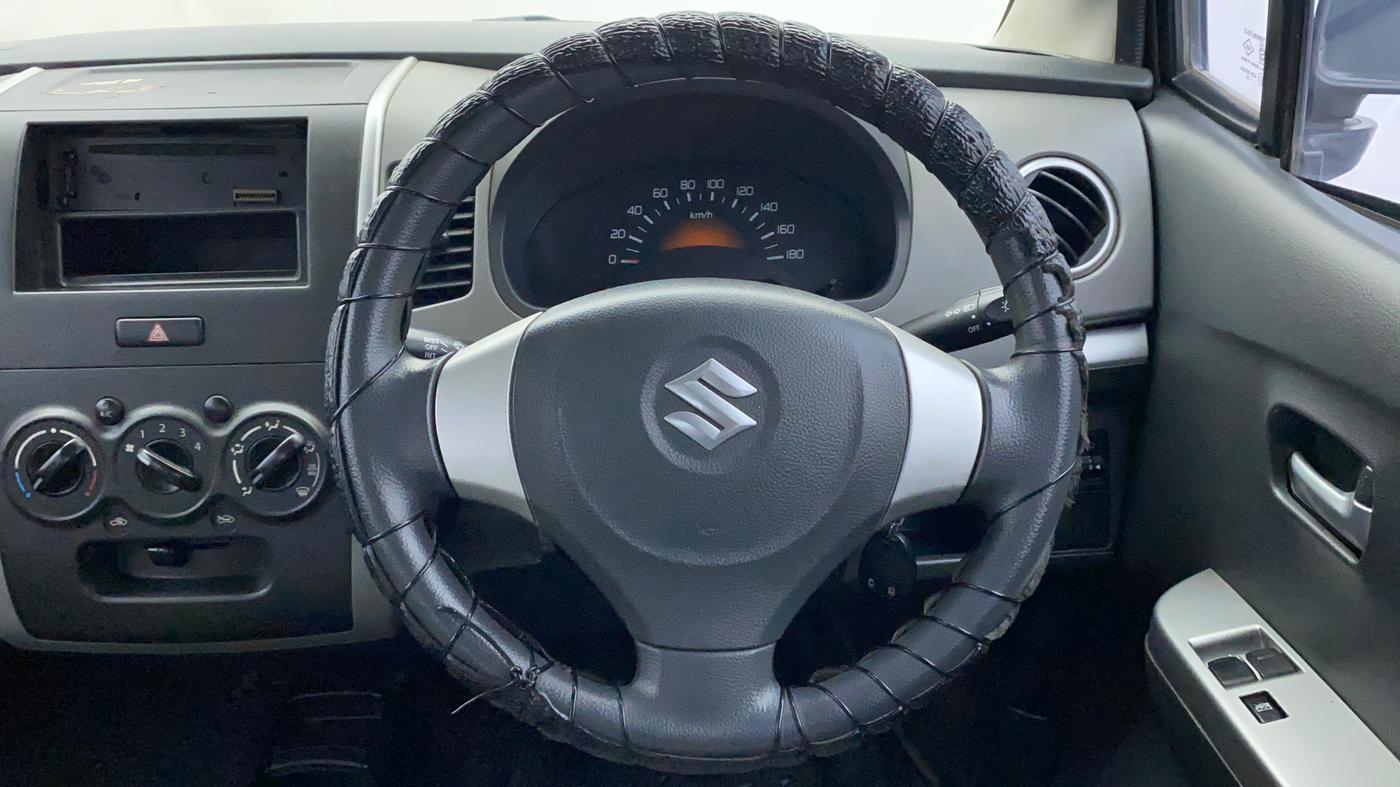 2010 Maruti Wagon R 1.0 LXI, Petrol, Manual, 36,113 km, Steering Wheel Close Up