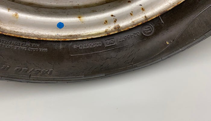 2010 Maruti Wagon R 1.0 LXI, Petrol, Manual, 36,113 km, Left front tyre - Minor crack