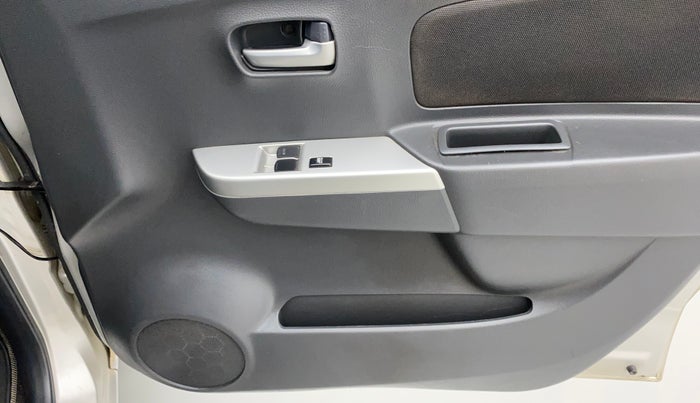 2010 Maruti Wagon R 1.0 LXI, Petrol, Manual, 36,113 km, Driver Side Door Panels Control