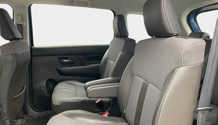 2021 Maruti XL6 ZETA MT, Petrol, Manual, 27,114 km, Right Side Rear Door Cabin