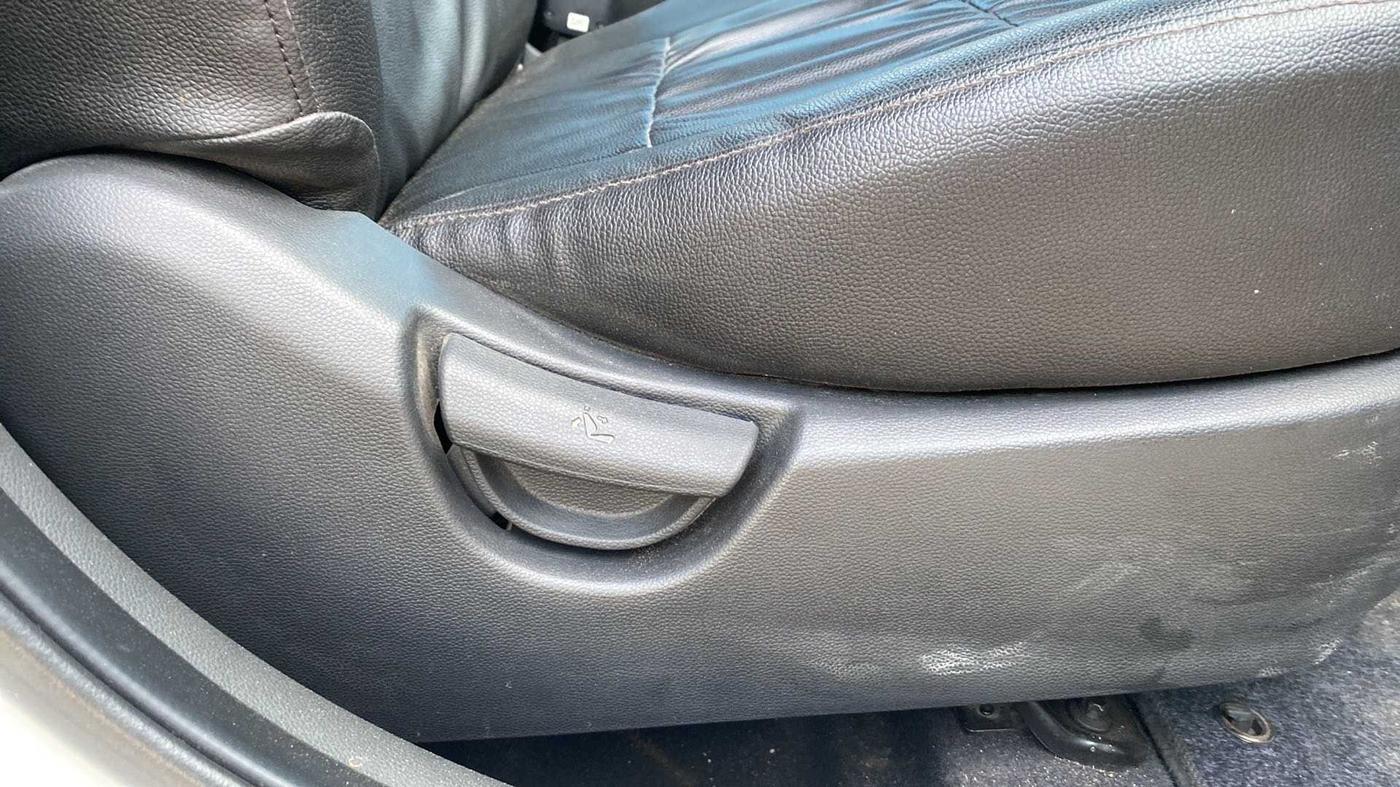 2018 Hyundai Grand i10 ERA 1.2 KAPPA VTVT, Petrol, Manual, 25,381 km, Driver Side Adjustment Panel