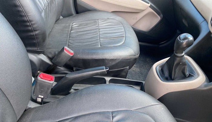 2018 Hyundai Grand i10 ERA 1.2 KAPPA VTVT, Petrol, Manual, 25,381 km, Gear Lever