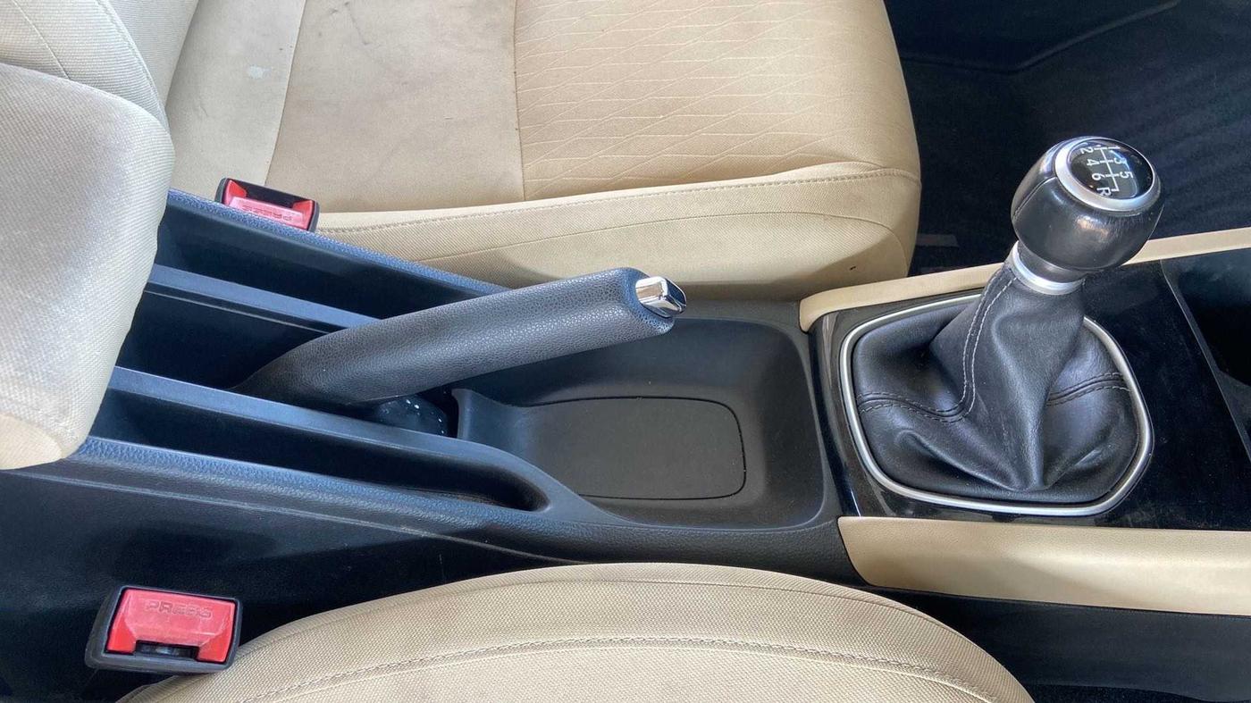 2020 Honda City 1.5L I-VTEC VX, Petrol, Manual, 56,879 km, Gear Lever