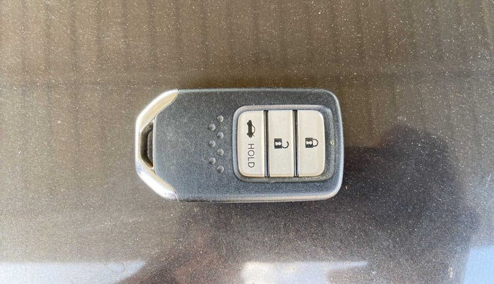2020 Honda City 1.5L I-VTEC VX, Petrol, Manual, 56,879 km, Key Close Up