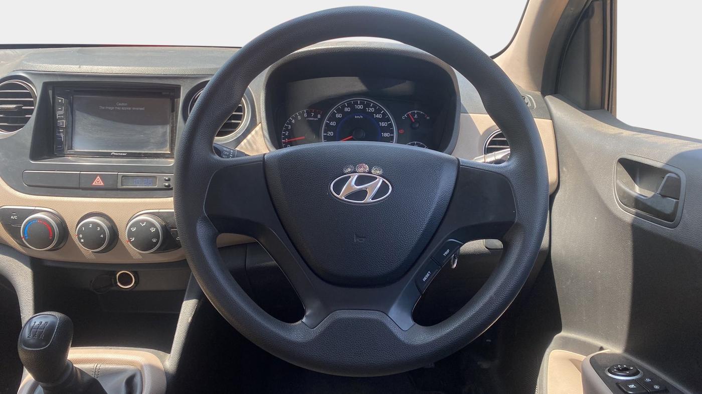 2014 Hyundai Grand i10 MAGNA 1.2 KAPPA VTVT, Petrol, Manual, 39,887 km, Steering Wheel Close Up