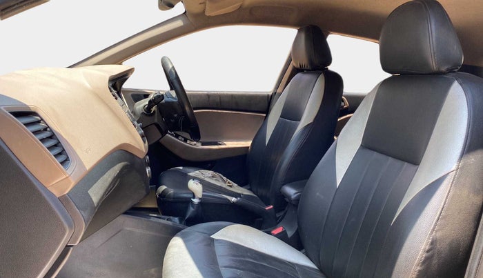 2015 Hyundai Elite i20 ASTA 1.2, Petrol, Manual, 69,680 km, Right Side Front Door Cabin