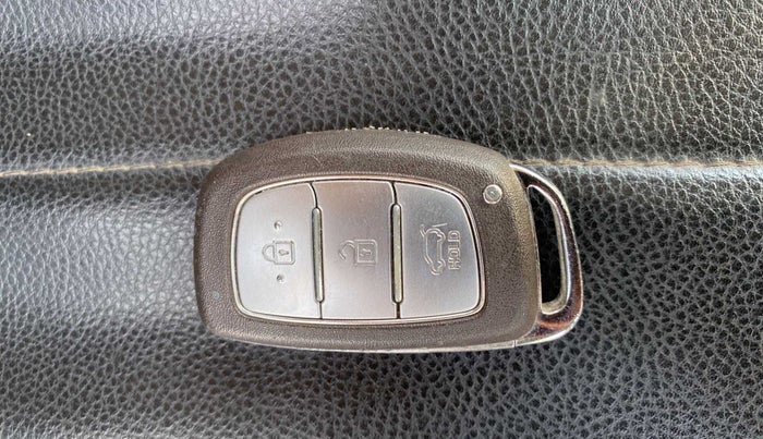 2015 Hyundai Elite i20 ASTA 1.2, Petrol, Manual, 69,680 km, Key Close Up
