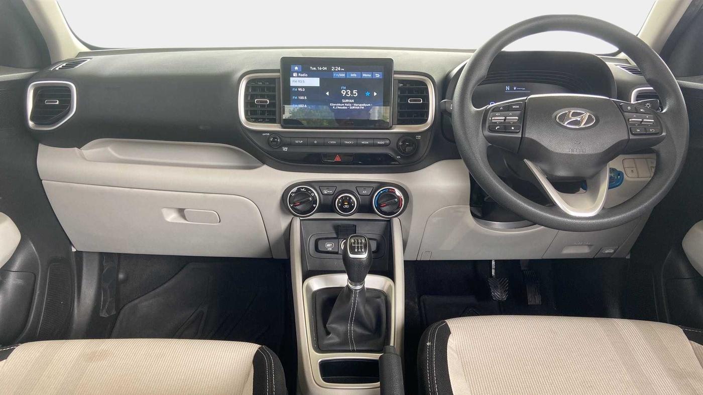 2022 Hyundai VENUE S (O) 1.0 TURBO IMT, Petrol, Manual, 17,337 km, Dashboard