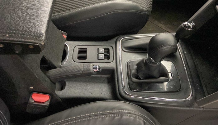2021 Mahindra Thar LX PETROL HT 4WD AT, Petrol, Automatic, 17,295 km, Gear Lever