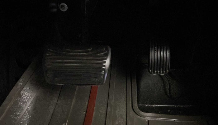 2021 Mahindra Thar LX PETROL HT 4WD AT, Petrol, Automatic, 17,295 km, Pedals