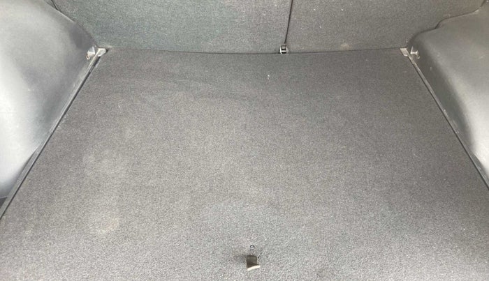 2021 Hyundai Creta SX 1.5 PETROL, Petrol, Manual, 24,903 km, Boot Inside