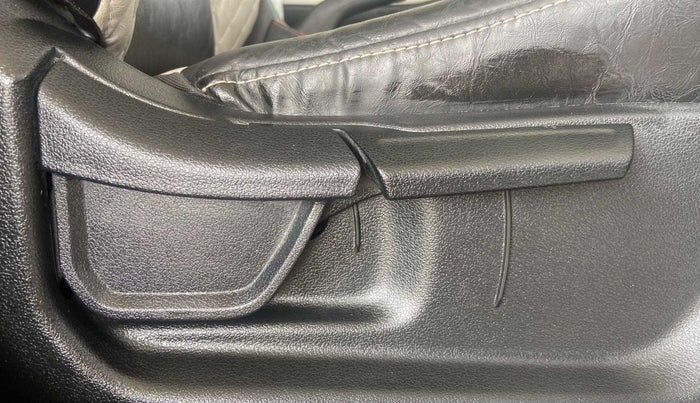 2021 Hyundai Creta SX 1.5 PETROL, Petrol, Manual, 24,903 km, Driver Side Adjustment Panel