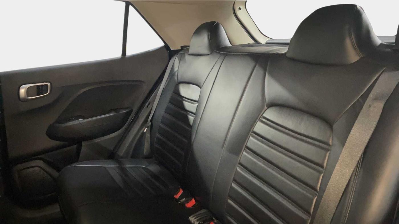 2021 Hyundai VENUE S 1.2, Petrol, Manual, 41,418 km, Right Side Rear Door Cabin
