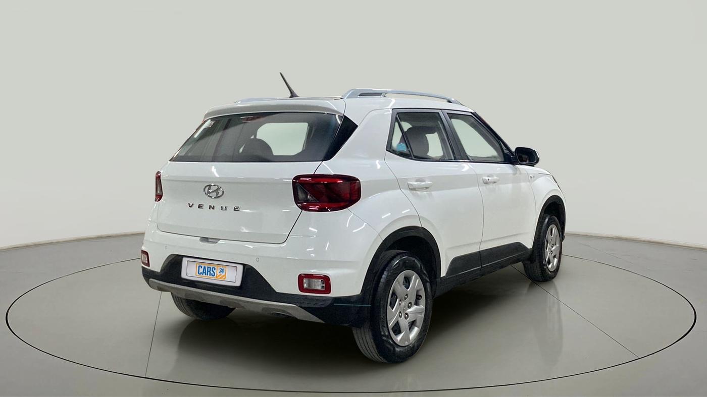 2021 Hyundai VENUE S 1.2, Petrol, Manual, 41,418 km, Right Back Diagonal
