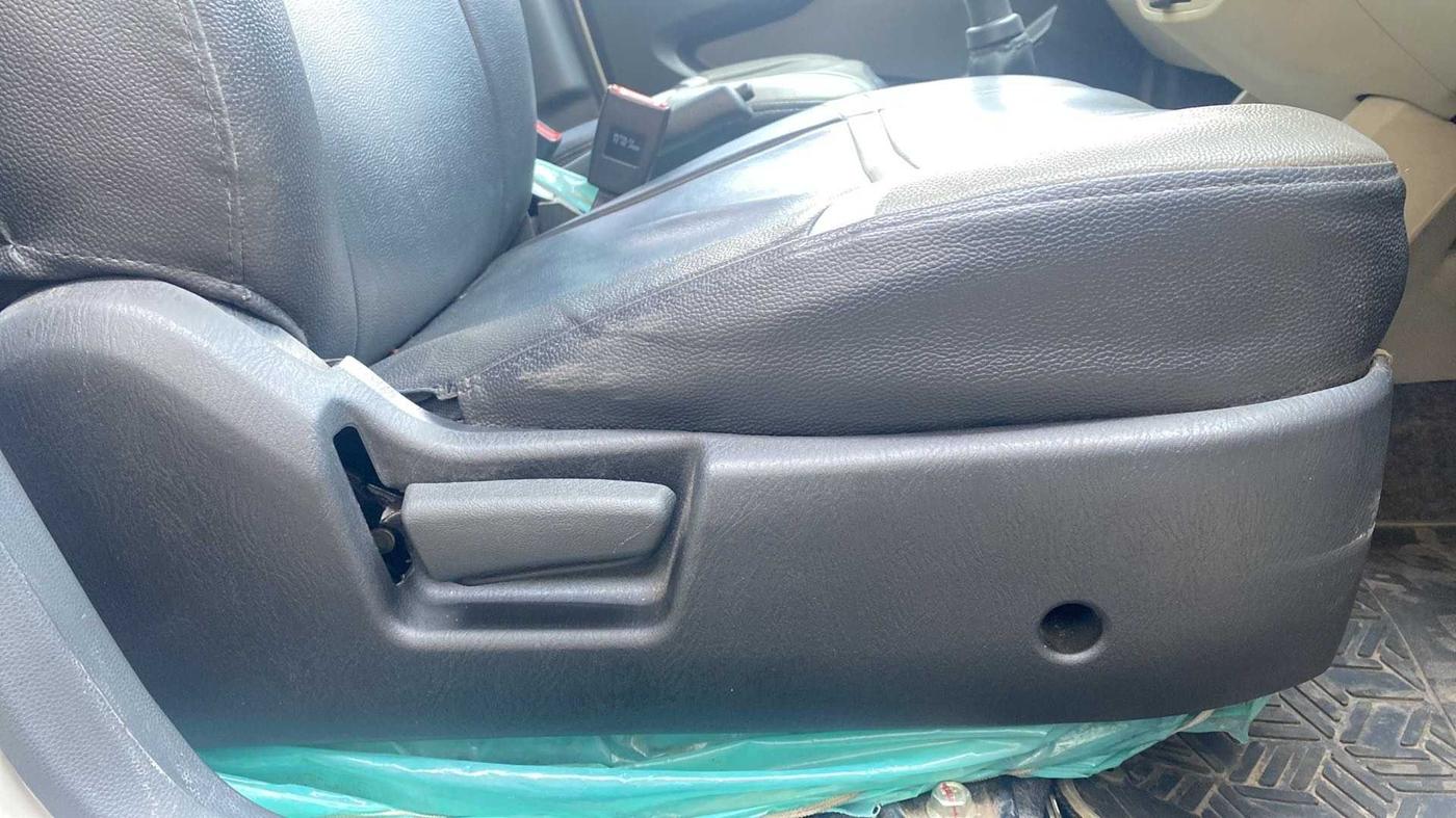 2020 Maruti Alto LXI, Petrol, Manual, 26,950 km, Driver Side Adjustment Panel