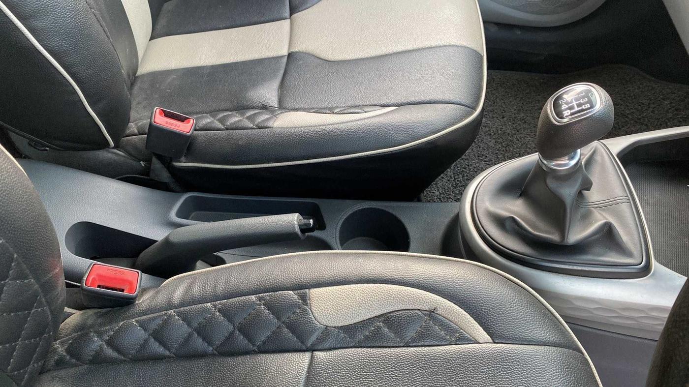 2019 Hyundai GRAND I10 NIOS SPORTZ 1.2 KAPPA VTVT, Petrol, Manual, 74,785 km, Gear Lever