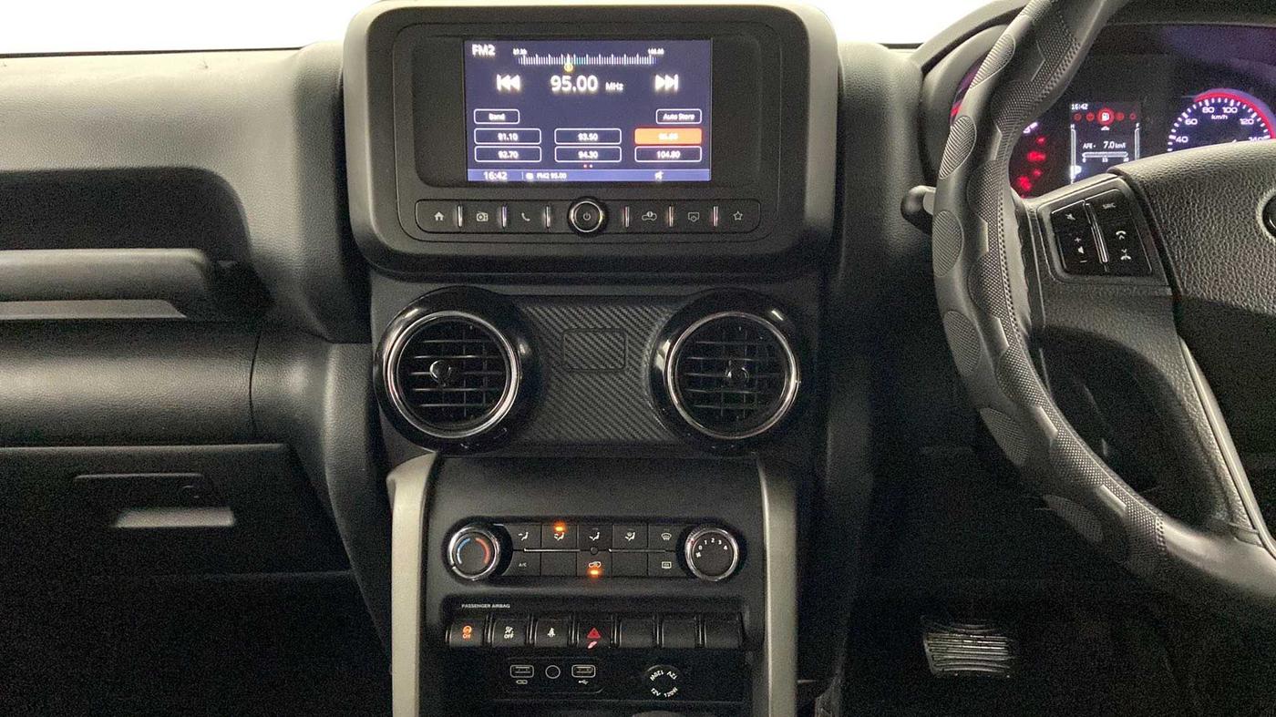 2021 Mahindra Thar LX PETROL HT 4WD AT, Petrol, Automatic, 34,098 km, Air Conditioner