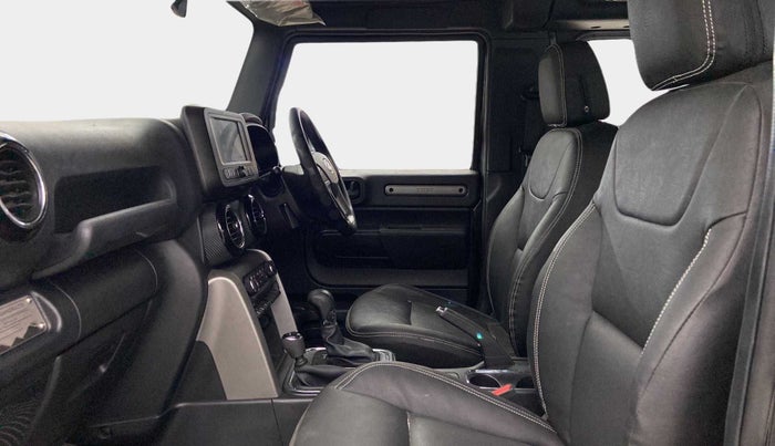 2021 Mahindra Thar LX PETROL HT 4WD AT, Petrol, Automatic, 34,098 km, Right Side Front Door Cabin