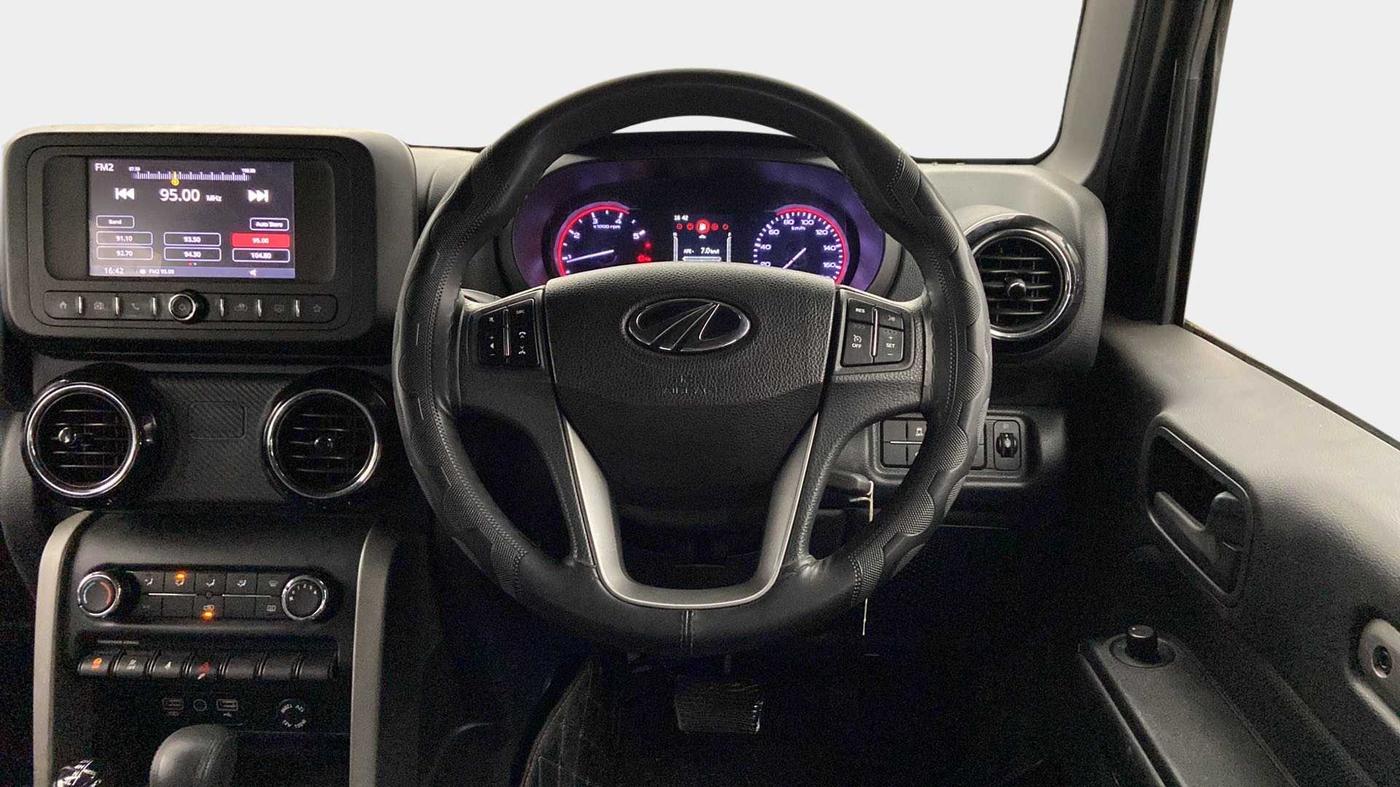 2021 Mahindra Thar LX PETROL HT 4WD AT, Petrol, Automatic, 34,098 km, Steering Wheel Close Up
