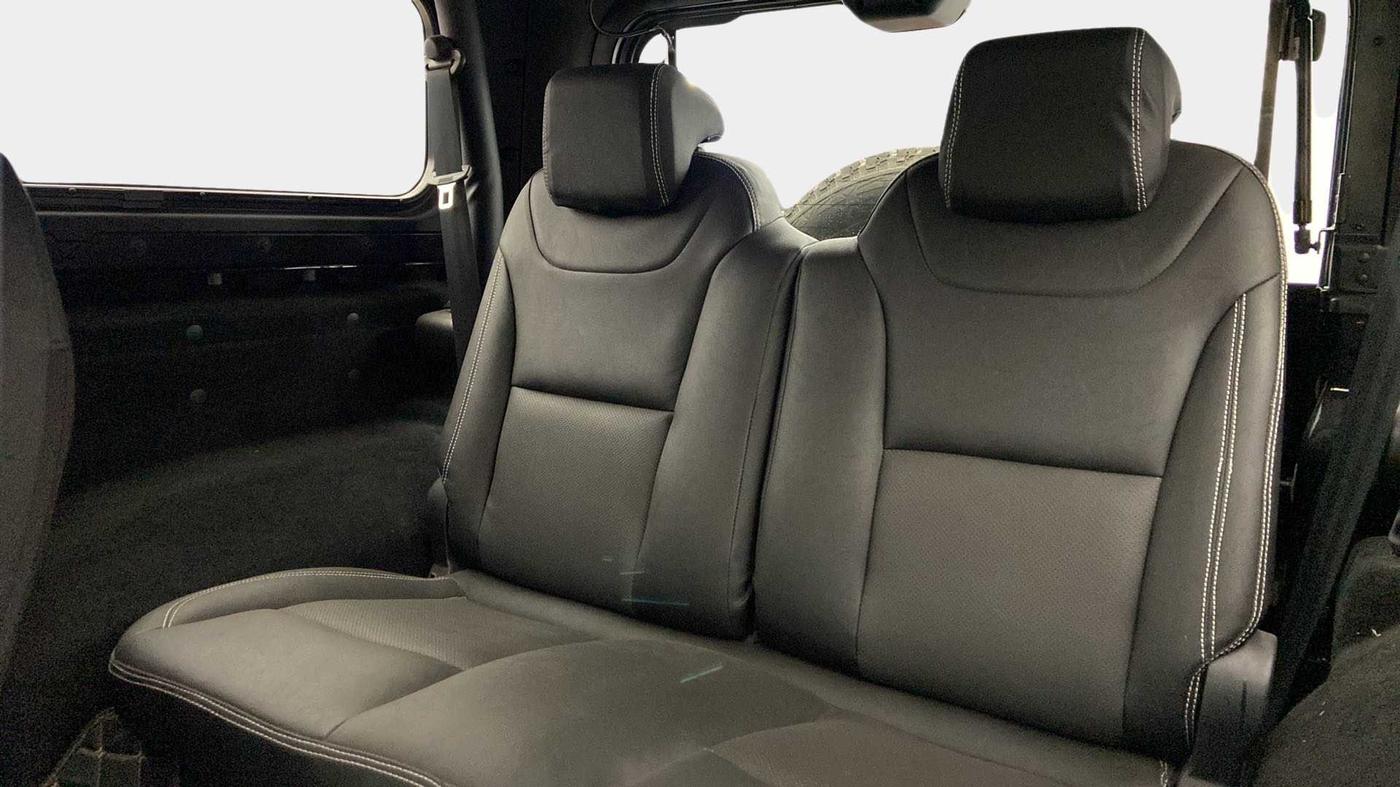 2021 Mahindra Thar LX PETROL HT 4WD AT, Petrol, Automatic, 34,098 km, Right Side Rear Door Cabin