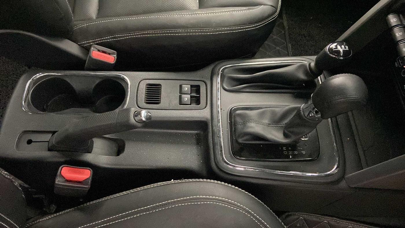 2021 Mahindra Thar LX PETROL HT 4WD AT, Petrol, Automatic, 34,098 km, Gear Lever