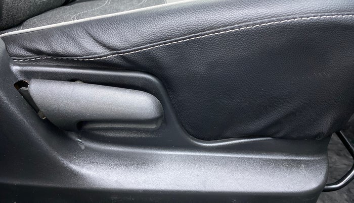 2014 Maruti Swift VDI, Diesel, Manual, 92,849 km, Driver Side Adjustment Panel