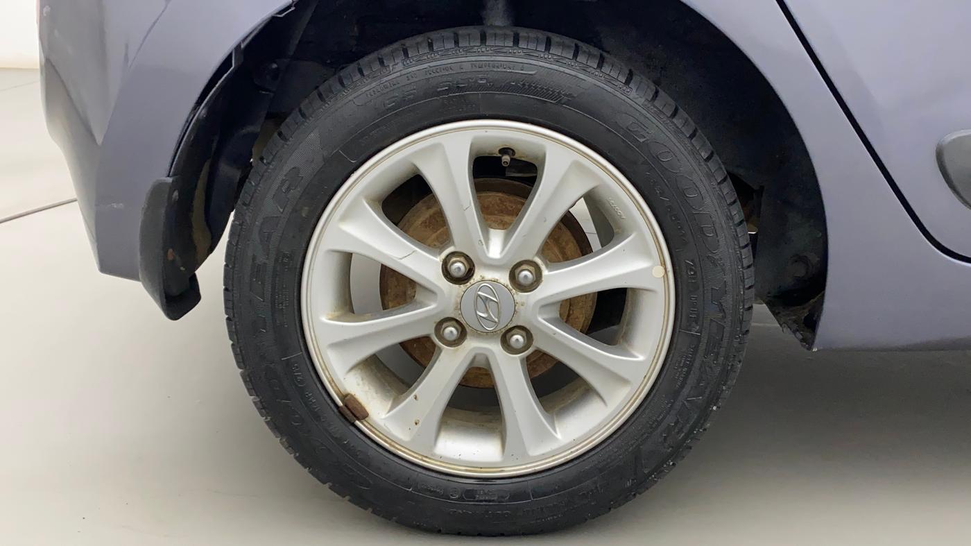 2015 Hyundai Grand i10 ASTA 1.2 KAPPA VTVT, Petrol, Manual, 30,203 km, Right Rear Wheel