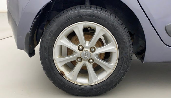 2015 Hyundai Grand i10 ASTA 1.2 KAPPA VTVT, Petrol, Manual, 30,203 km, Right Rear Wheel